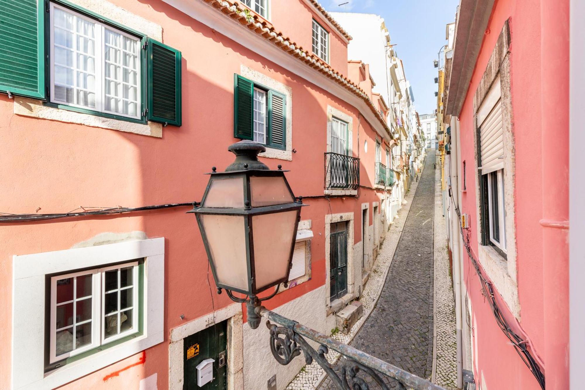 Avenida Da Liberdade Area, Bright And Newly Renovated 2 Bedroom Apartment, Lisbon Historical Center Extérieur photo