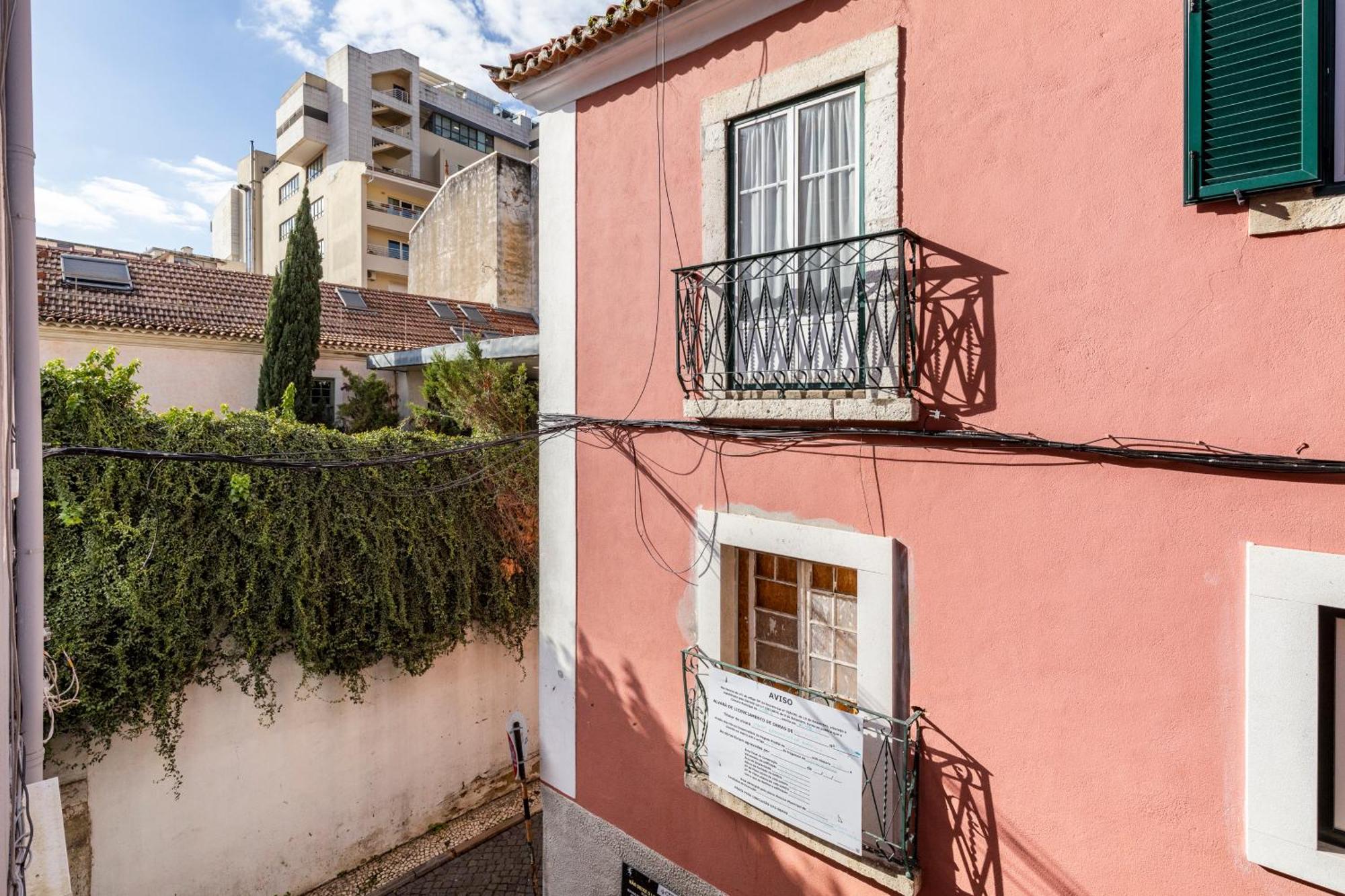 Avenida Da Liberdade Area, Bright And Newly Renovated 2 Bedroom Apartment, Lisbon Historical Center Extérieur photo